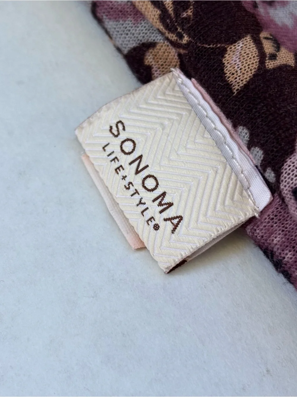 Sonoma Life + Style Floral Burgundy & Flowers infinity scarf Gorgeous!